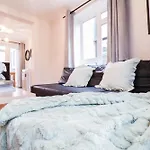 Fantastic 2 Bed London Apartment