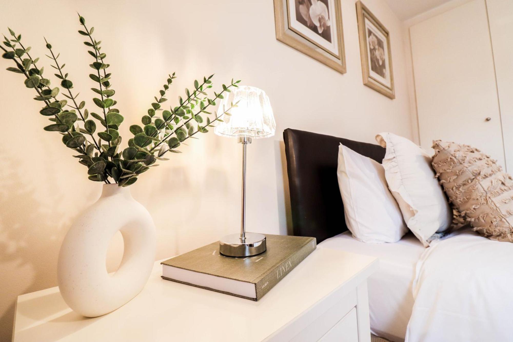 Apartament Fantastic 2 Bed Londra