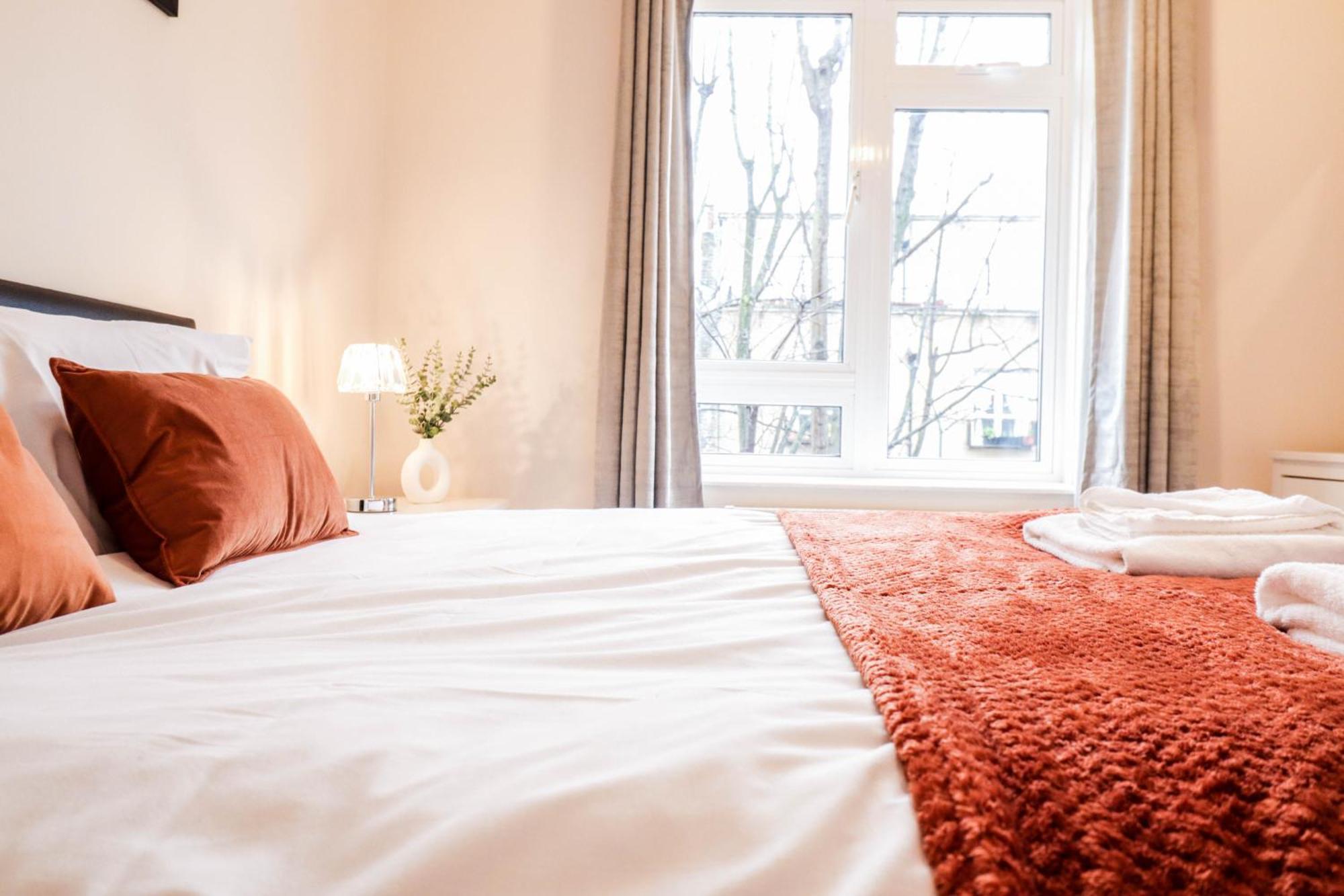 Apartament Fantastic 2 Bed Londra
