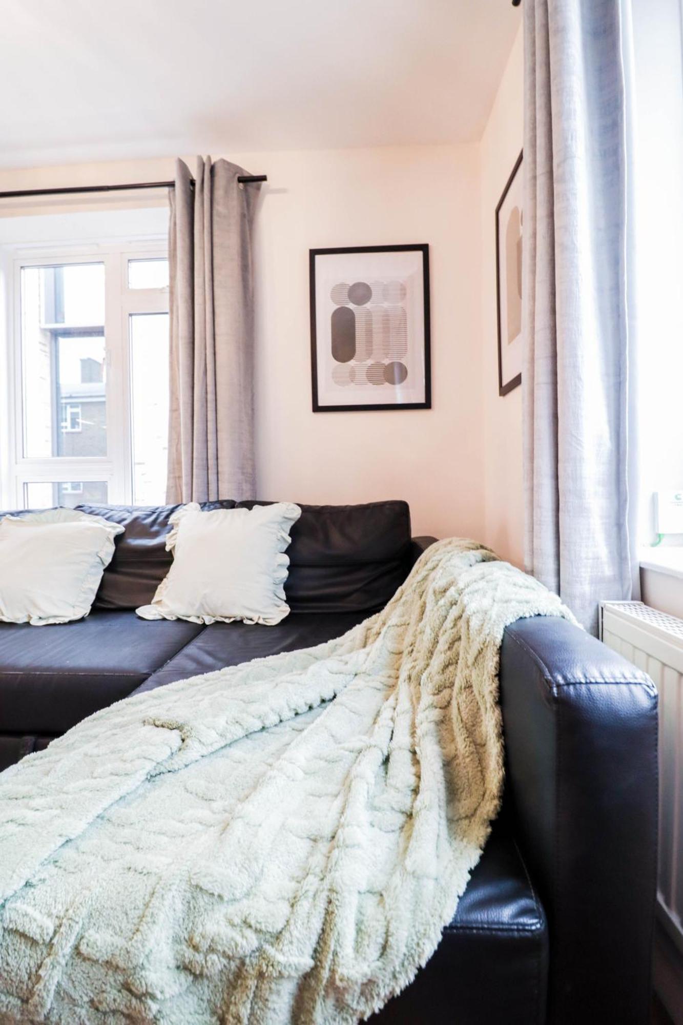 Apartament Fantastic 2 Bed Londra